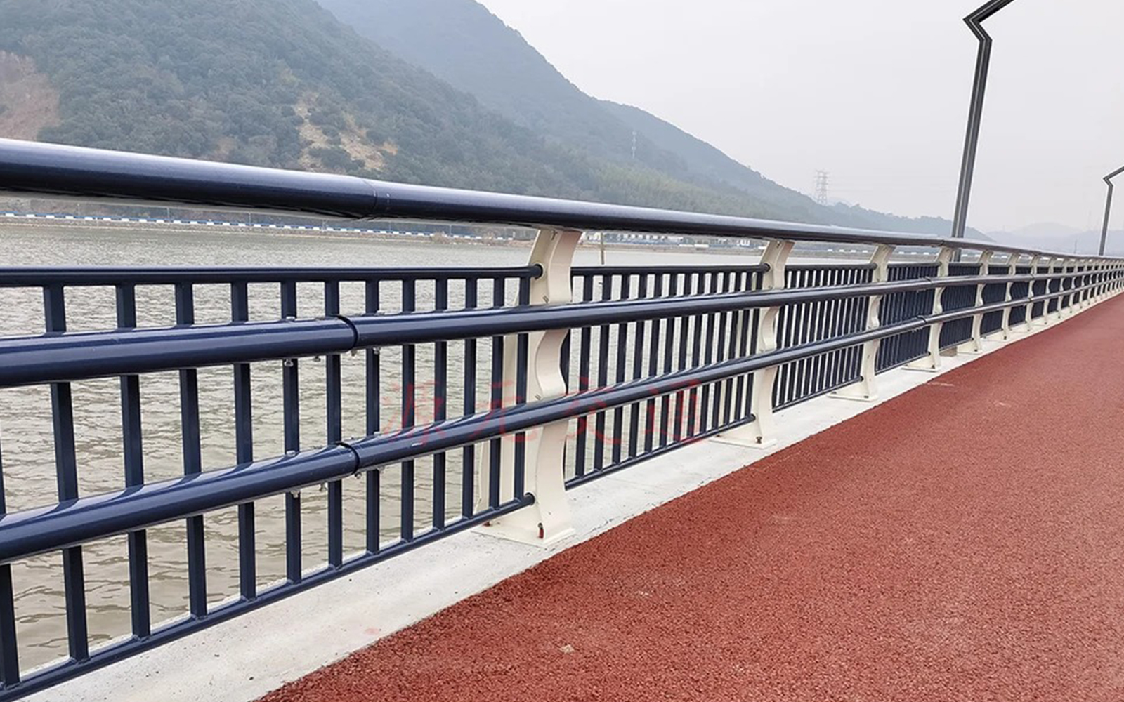 河道护栏产品实拍图